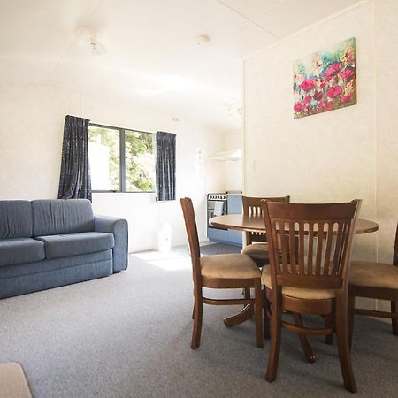 Stratford Motel & Holiday Park Luaran gambar