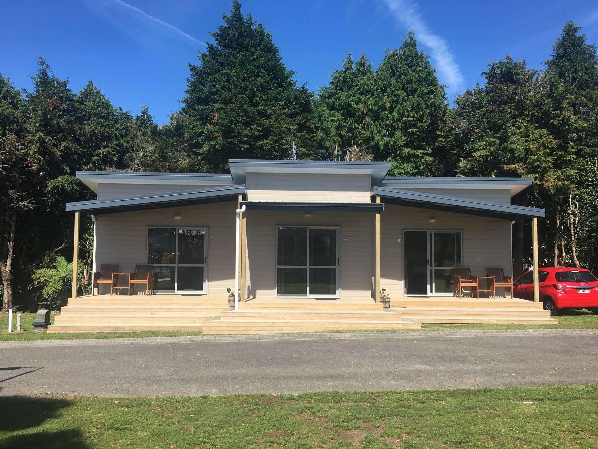 Stratford Motel & Holiday Park Luaran gambar