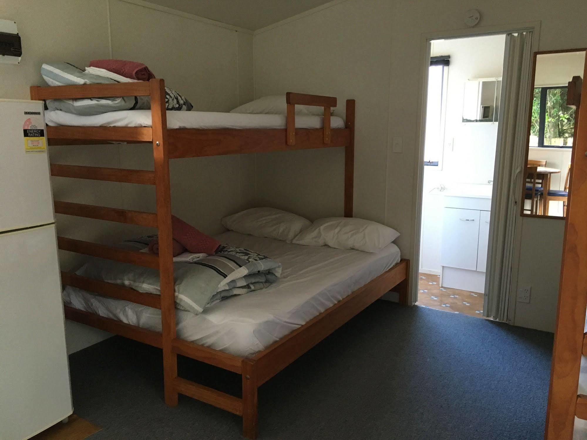 Stratford Motel & Holiday Park Luaran gambar